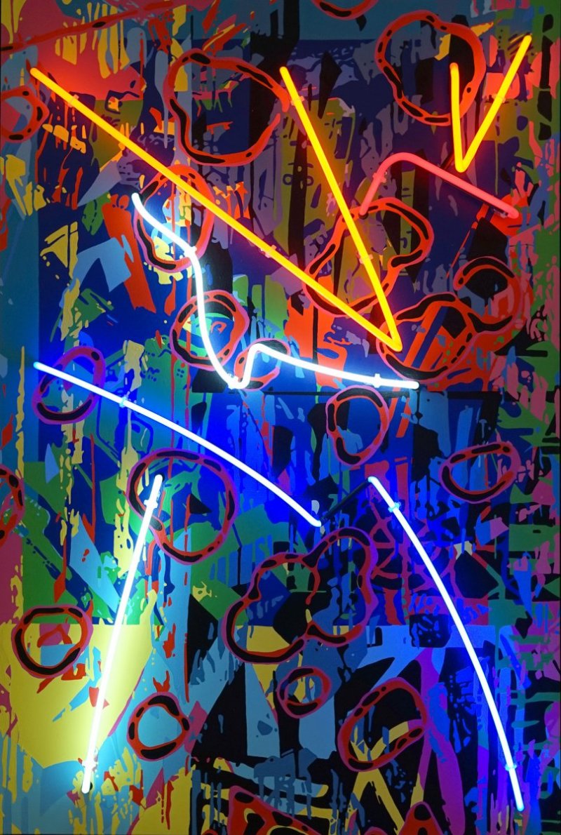 Gundam, airbrush a akryl na plátně, neon, 120 x 60 cm, 2022